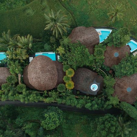 ホテル Eco Six Bali Tampaksiring エクステリア 写真