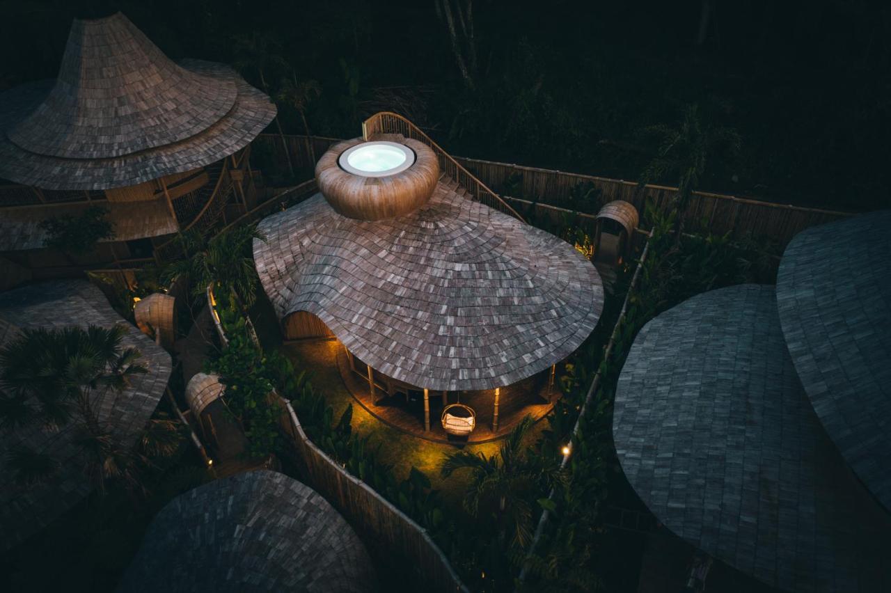 ホテル Eco Six Bali Tampaksiring エクステリア 写真