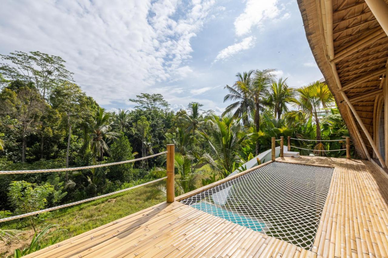 ホテル Eco Six Bali Tampaksiring エクステリア 写真