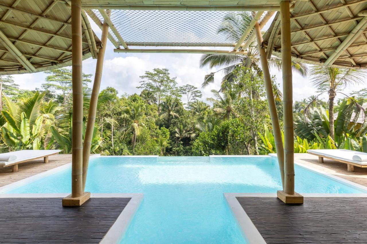 ホテル Eco Six Bali Tampaksiring エクステリア 写真