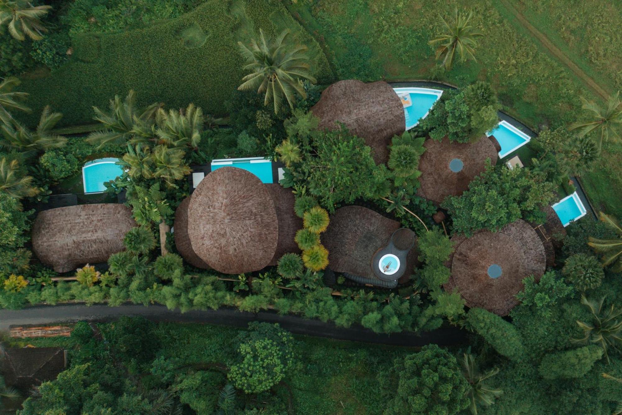 ホテル Eco Six Bali Tampaksiring エクステリア 写真