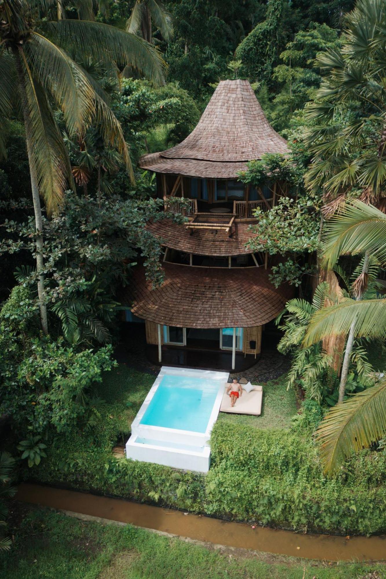 ホテル Eco Six Bali Tampaksiring エクステリア 写真